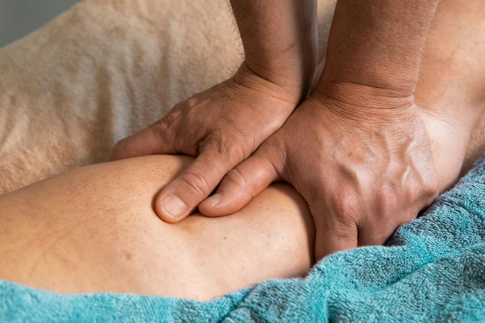 Numbness and Pain in the Leg – What Could Be the Cause?