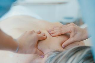 Numbness or weakness in your legs? It could be spinal nerve compression