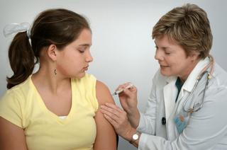 HPV vaccine – which cancers does it protect against?